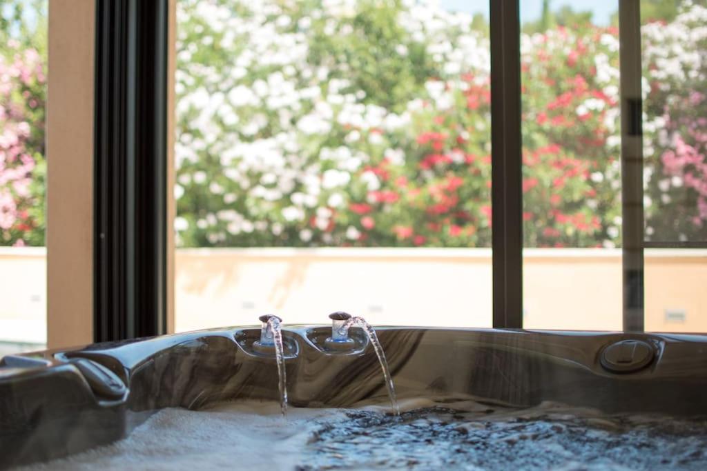 Clos Des Griottes, Clim Jacuzzi Parking *